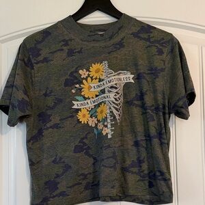 Kinda emotionless Kinda emotional Crop T Shirt Small